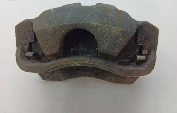 Toyota RAV 4 (XA30) Front brake caliper