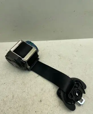 Volkswagen Sharan Rear seatbelt 1002316
