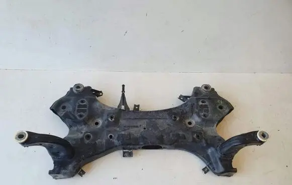 Hyundai Kona I Front subframe 62401J9100