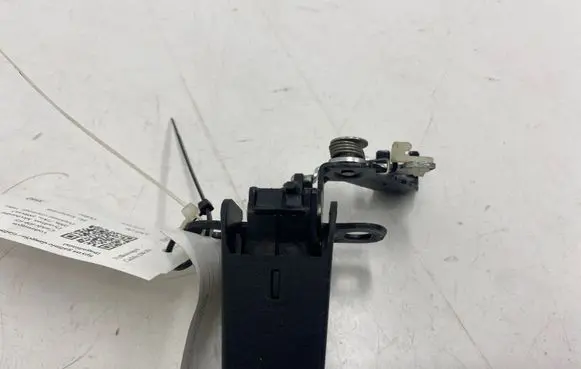 Volkswagen Caddy Tailgate/trunk/boot lock/catch/latch 7H0827162A