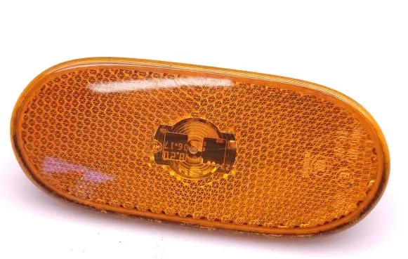 Mercedes-Benz Sprinter W907 W910 Front reflector A9109067700 01145310