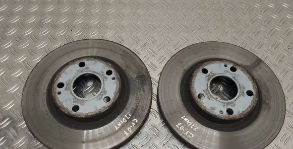 Toyota Corolla Verso AR10 Front brake disc