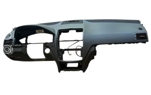 Mercedes-Benz C W204 Dashboard 20468037879 A20468037879