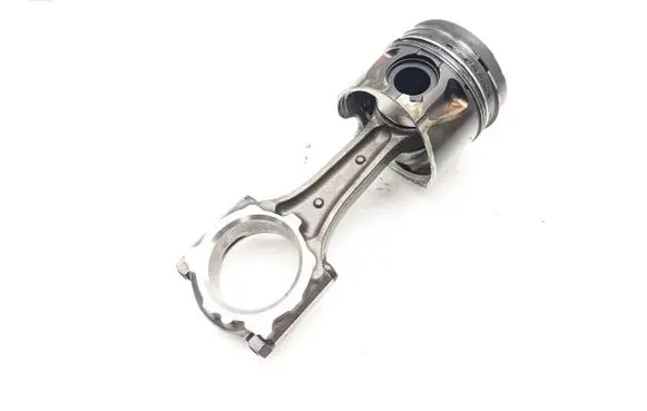 Opel Astra J Piston with connecting rod A17DTJ