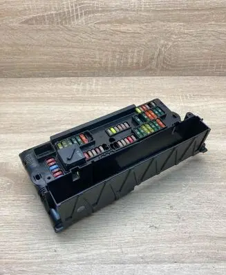 BMW 5 GT F07 Fuse module 9234421 17033442