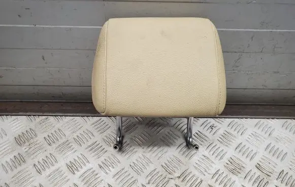 Mercedes-Benz S W221 Rear seat headrest 