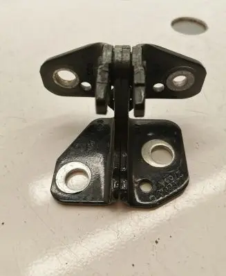 Jeep Grand Cherokee Rear door lower hinge 85574