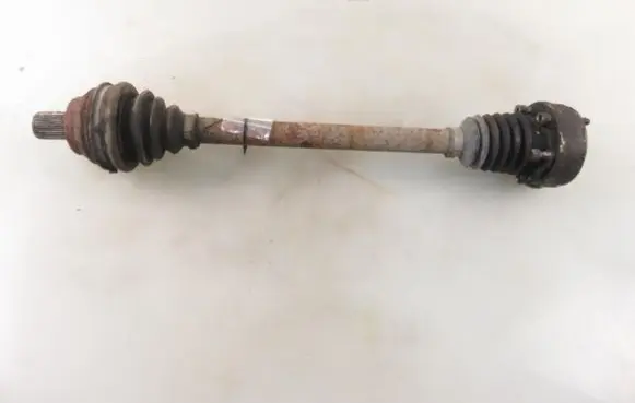 Seat Leon (1P) Front driveshaft 