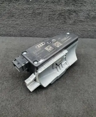 Audi A4 S4 B8 8K Steering wheel lock 8K0905852E