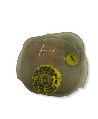 Audi A4 S4 B5 8D Brake fluid reservoir 4B0611301E