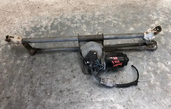 Suzuki Swift I Front wiper linkage 