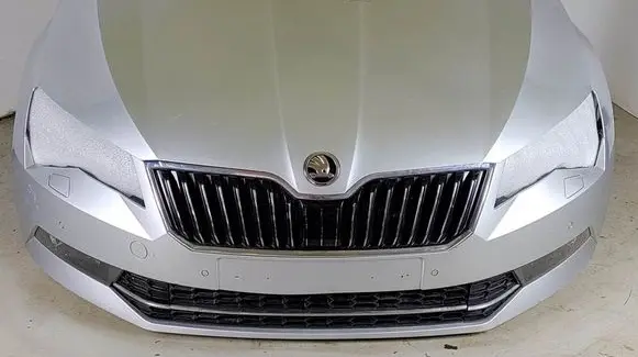 Skoda Superb B8 (3V) Front piece kit 