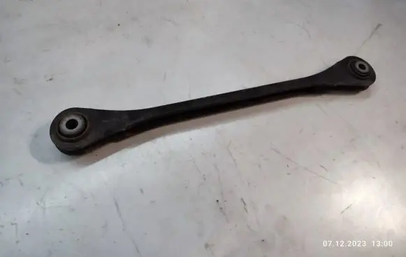 Volkswagen Touareg II Rear control arm 7P0501529
