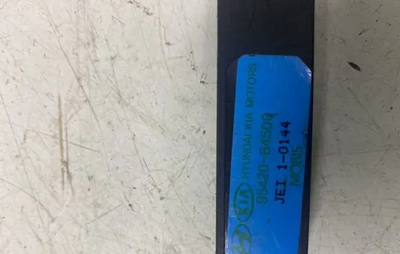 Hyundai i10 Keyless system antenna 95420B4500 JEI10144