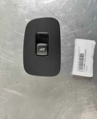 Volvo XC60 Electric window control switch 31433408