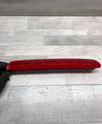 Volkswagen PASSAT B7 Third/center stoplight 1K6945097A S302L11744