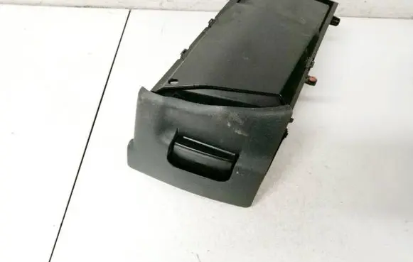 Audi A6 S6 C5 4B Glove box 4b0882622r