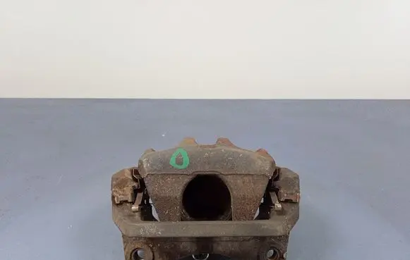 Nissan Murano Z50 Front brake caliper