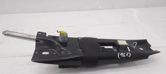 Volvo XC70 Front seatbelt 6069365R0 NAL1601290088