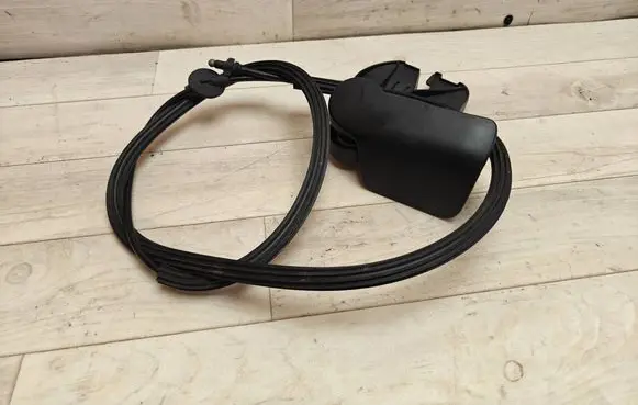 Audi Q5 SQ5 8R Engine bonnet/hood lock release cable 8R1823535