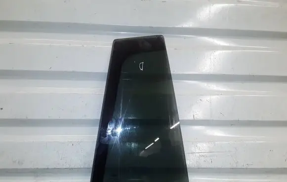 Ford Fusion Rear vent window glass 