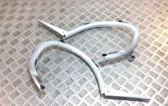 Mercedes-Benz E W238 Tailgate/trunk/boot hinge
