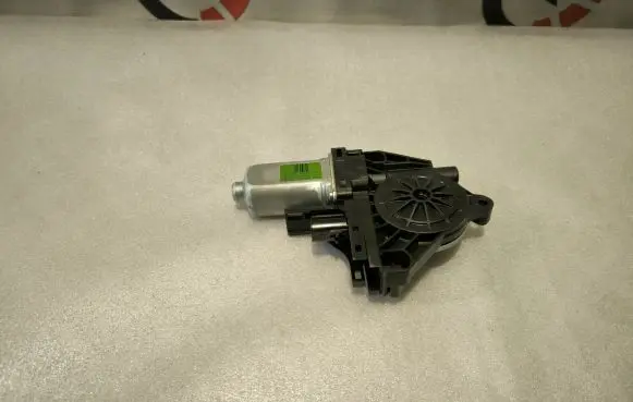 Dodge Durango Rear door window regulator motor 931402
