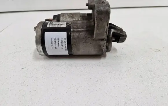 Citroen C3 Picasso Starter motor V7550017