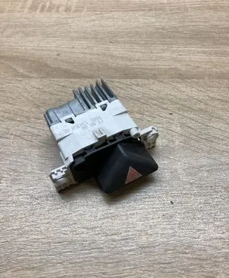 Hazard light switch
