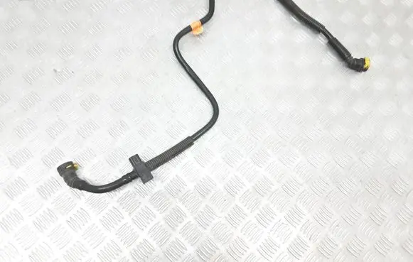 Ford Fusion II Fuel line/pipe/hose DG939D683AC
