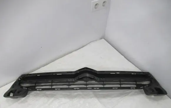 Citroen C-Elysée Front bumper lower grill 9676957880