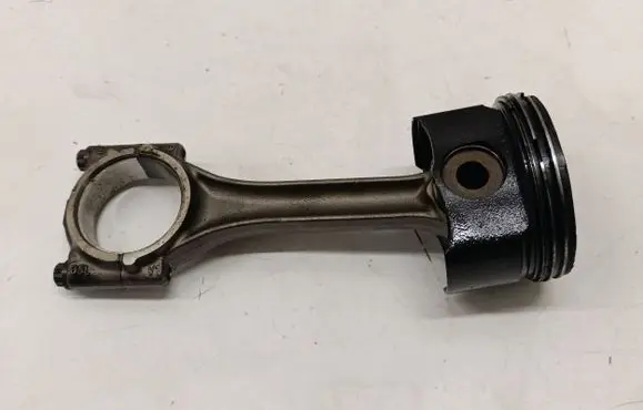 Audi A3 8Y Piston with connecting rod