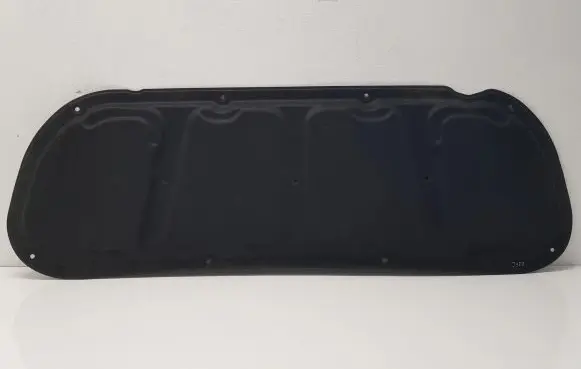 Engine bonnet/hood sound/heat insulation