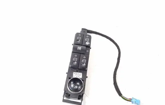 Mercedes-Benz S W220 Electric window control switch A2208213179