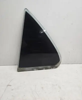 KIA Sorento Rear vent window glass 