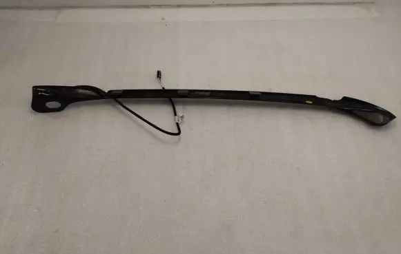 Volkswagen Touareg II Rubber seal tailgate window/glass 7P6827711
