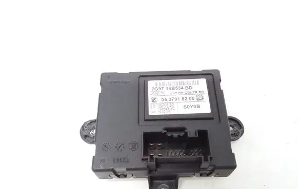 Volvo V70 Door control unit/module 7G9T14B534BD