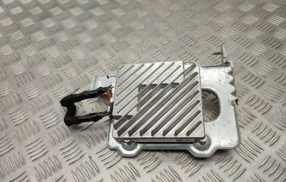 Chrysler Pacifica Sound amplifier P68440556AB