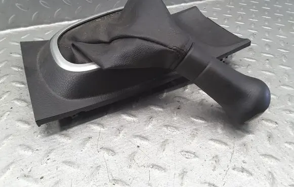 Nissan Tiida C11 Gear lever shifter trim leather/knob 96941EE90A P13710A29D00