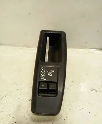 Volkswagen Polo Electric window control switch 6Q1867171C