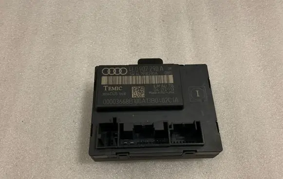 Audi Q7 4L Door control unit/module 4L0907290A