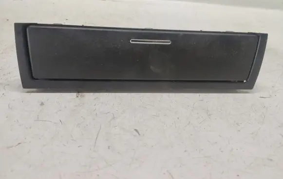BMW 3 E46 Glove box 8202188