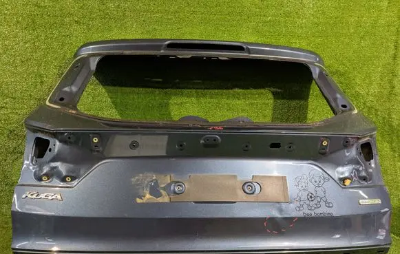 Ford Kuga II Truck tailgate 