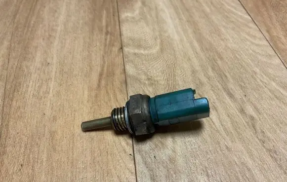 Alfa Romeo 147 Coolant temperature sensor WS2633
