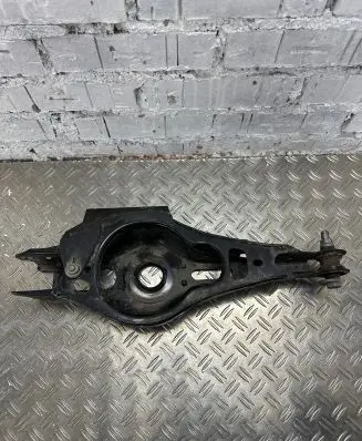Toyota RAV 4 (XA50) Rear upper control arm/wishbone