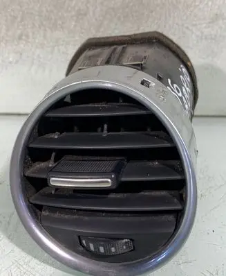 Dash center air vent grill