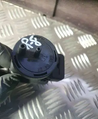 Valve vacuum