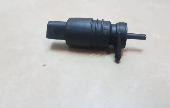 Mercedes-Benz ML W163 Windscreen/windshield washer pump