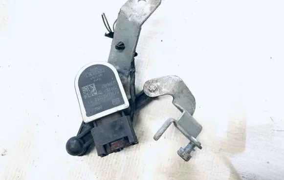 BMW 5 F10 F11 Front height sensor lever 37146861351 25916010