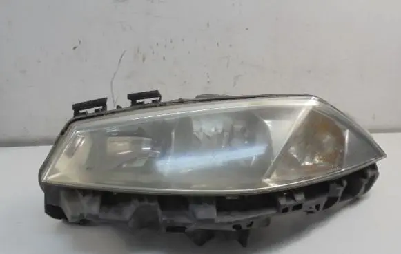 Renault Megane II Headlight/headlamp 8200476428
